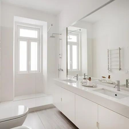 Elegant 3br Lapa * Лиссабон