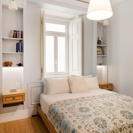 Elegant 3br Lapa Лиссабон