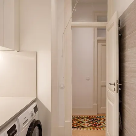 Апартаменты Elegant 3br Lapa Лиссабон