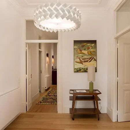 Апартаменты Elegant 3br Lapa Лиссабон